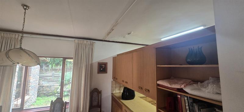 4 Bedroom Property for Sale in Outeniqua Strand Western Cape